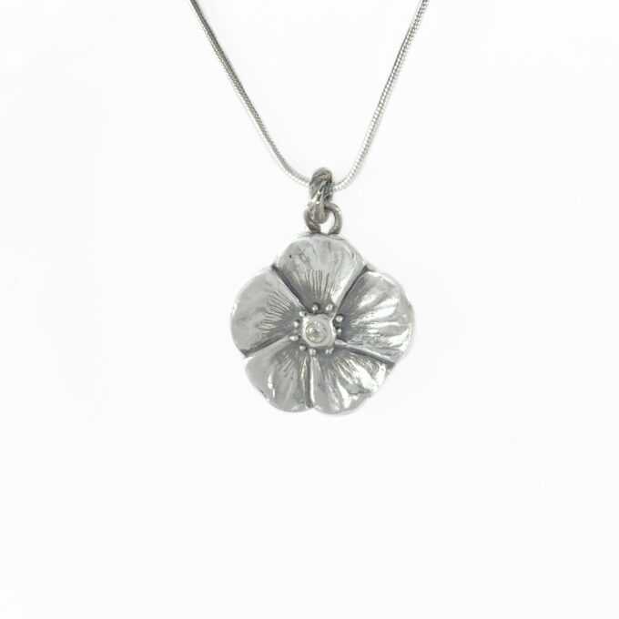 Sterling silver daisy necklace